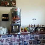 Adonis Florent 公寓式酒店