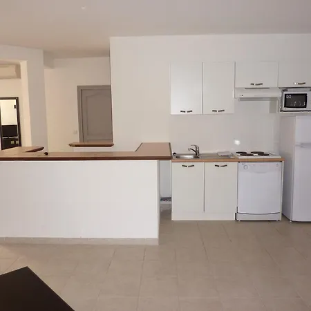 Adonis Florent Appart hôtel